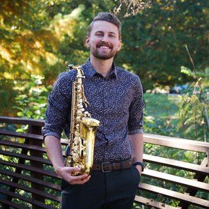 Meet your Posher, Avery